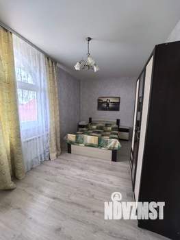 Студия квартира, посуточно, 49м2, 3/3 этаж