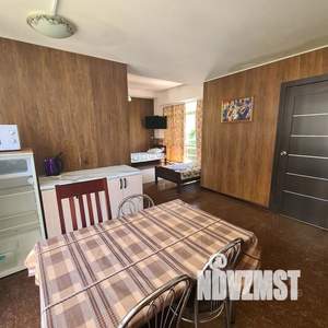 2-к квартира, посуточно, 55м2, 2/2 этаж