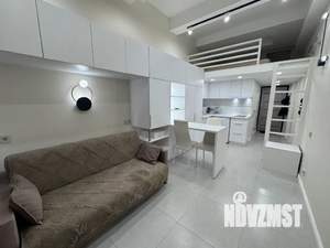 Студия квартира, посуточно, 35м2, 1/4 этаж