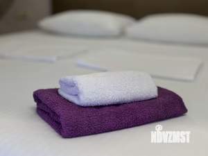 2-к квартира, посуточно, 40м2, 3/3 этаж