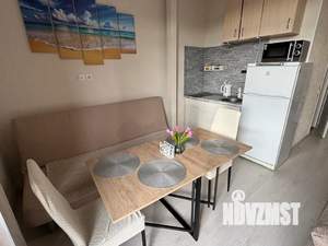 Студия квартира, посуточно, 35м2, 16/17 этаж