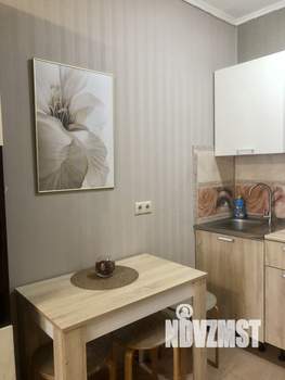 Студия квартира, посуточно, 30м2, 1/4 этаж