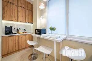 Студия квартира, посуточно, 18м2, 1/3 этаж