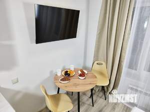 Студия квартира, посуточно, 25м2, 1/18 этаж