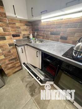 1-к квартира, посуточно, 40м2, 2/4 этаж