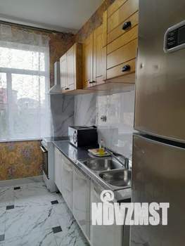1-к квартира, посуточно, 41м2, 3/3 этаж