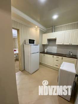 1-к квартира, посуточно, 38м2, 3/12 этаж