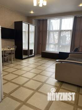 Студия квартира, посуточно, 35м2, 2/3 этаж