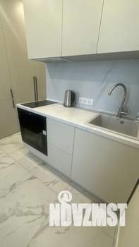 Студия квартира, посуточно, 19м2, 13/19 этаж