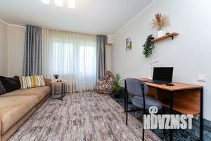 3-к квартира, посуточно, 100м2, 1/3 этаж