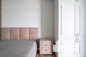 1-к квартира, посуточно, 42м2, 23/25 этаж