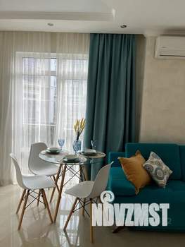 Студия квартира, посуточно, 29м2, 1/3 этаж