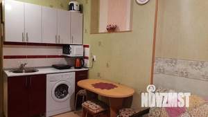 Студия квартира, посуточно, 20м2, 2/8 этаж