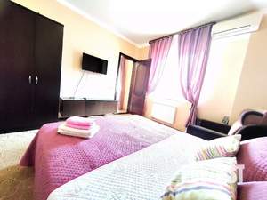1-к квартира, посуточно, 40м2, 1/1 этаж