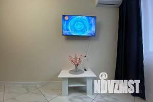 1-к квартира, посуточно, 33м2, 1/12 этаж