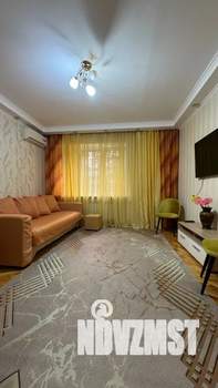 2-к квартира, посуточно, 60м2, 2/5 этаж