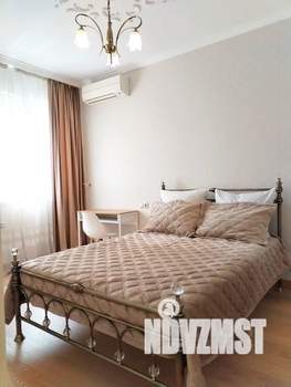 1-к квартира, посуточно, 50м2, 9/19 этаж