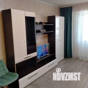 1-к квартира, посуточно, 56м2, 2/10 этаж