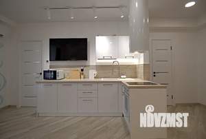 1-к квартира, посуточно, 38м2, 1/7 этаж