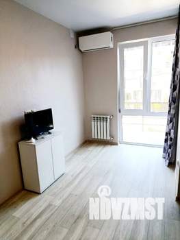 Студия квартира, посуточно, 25м2, 1/3 этаж