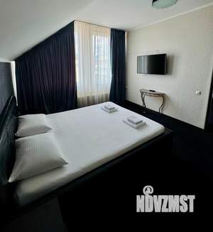 3-к квартира, посуточно, 100м2, 1/1 этаж