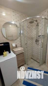 Студия квартира, посуточно, 23м2, 1/6 этаж