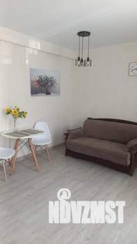 Студия квартира, посуточно, 23м2, 1/6 этаж