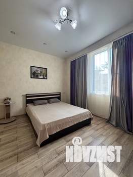 Студия квартира, посуточно, 25м2, 1/7 этаж