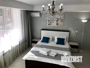 Студия квартира, посуточно, 31м2, 1/4 этаж