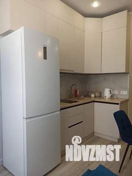 1-к квартира, посуточно, 37м2, 4/9 этаж