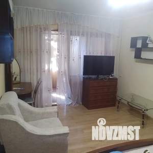 1-к квартира, посуточно, 33м2, 1/5 этаж