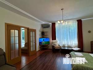 1-к квартира, посуточно, 53м2, 3/5 этаж