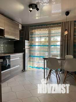 Студия квартира, посуточно, 32м2, 2/3 этаж