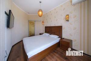 2-к квартира, посуточно, 80м2, 1/1 этаж