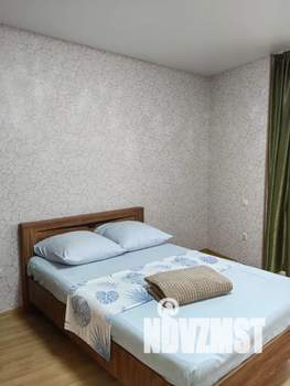 Студия квартира, посуточно, 38м2, 4/7 этаж