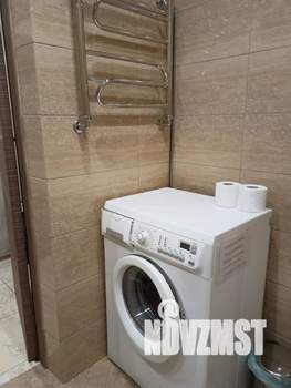 Студия квартира, посуточно, 30м2, 1/4 этаж