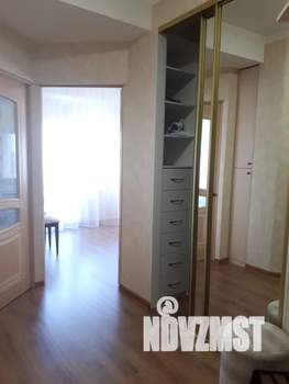1-к квартира, посуточно, 37м2, 4/12 этаж