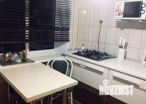 2-к квартира, посуточно, 50м2, 2/4 этаж