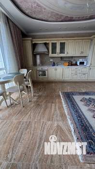 3-к квартира, посуточно, 122м2, 10/14 этаж
