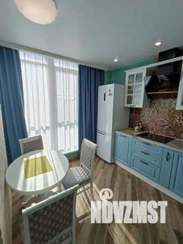 1-к квартира, посуточно, 37м2, 1/1 этаж