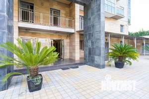 1-к квартира, посуточно, 65м2, 1/1 этаж