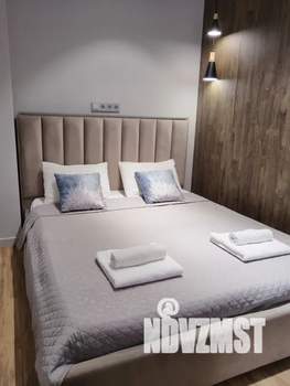 Студия квартира, посуточно, 32м2, 2/3 этаж