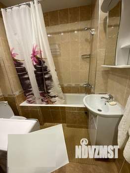 Студия квартира, посуточно, 33м2, 1/8 этаж