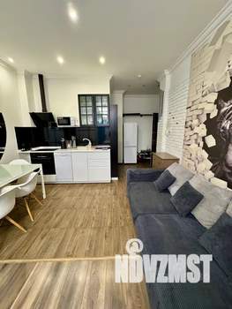 Студия квартира, посуточно, 41м2, 2/4 этаж