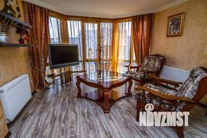 2-к квартира, посуточно, 50м2, 1/1 этаж