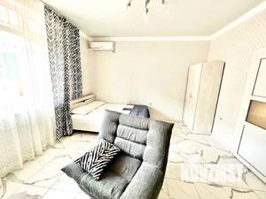 1-к квартира, посуточно, 24м2, 1/1 этаж