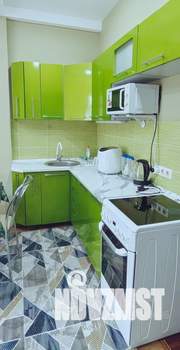 Студия квартира, посуточно, 33м2, 4/5 этаж