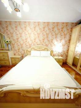2-к квартира, посуточно, 54м2, 1/1 этаж