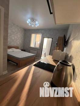 1-к квартира, посуточно, 16м2, 1/1 этаж