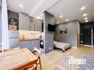 Студия квартира, посуточно, 28м2, 3/5 этаж